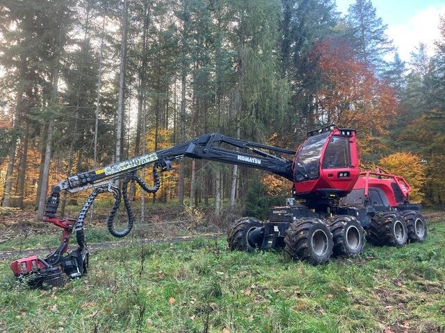 Komatsu XH901XC-6 - Kombajn za šumarstvo: slika 1 Komatsu XH901XC-6 - Kombajn za šumarstvo: slika 1