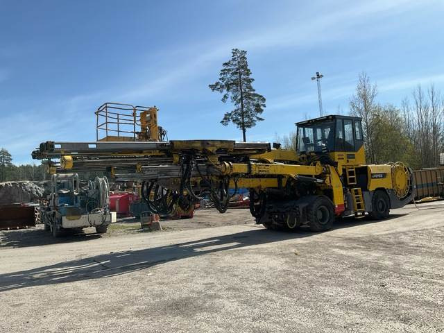 Atlas Copco XE3C - Rudarska mašina: slika 1 Atlas Copco XE3C - Rudarska mašina: slika 1