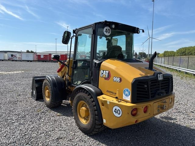 CAT 906 - Utovarivač točkaš: slika 2 CAT 906 - Utovarivač točkaš: slika 2