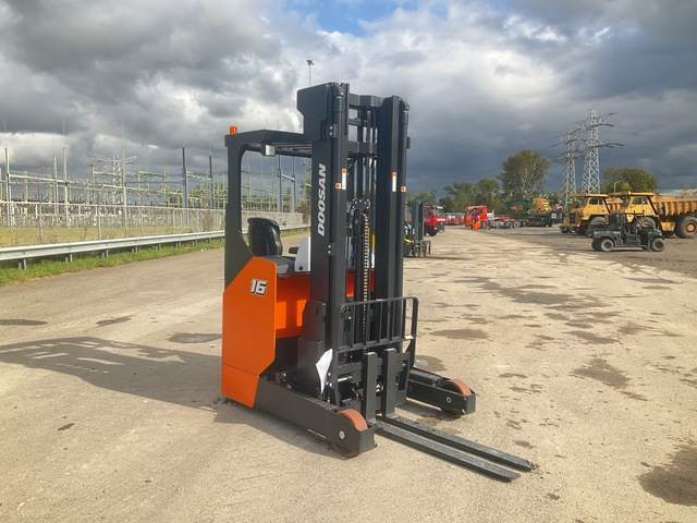Doosan BR16JW-9 - Regalni viljuškar: slika 4 Doosan BR16JW-9 - Regalni viljuškar: slika 4