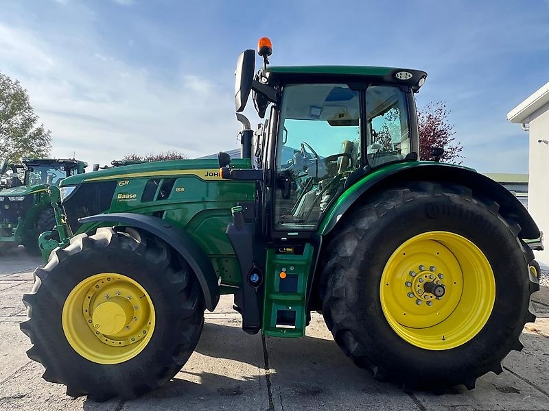 John Deere 6R155 AutoPowr IVT 50 km/h - Traktor: slika 4 John Deere 6R155 AutoPowr IVT 50 km/h - Traktor: slika 4