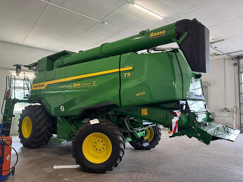 John Deere T5 400 + 6,70m Vario-Schneidwerk - Kombinovani kombajn: slika 2 John Deere T5 400 + 6,70m Vario-Schneidwerk - Kombinovani kombajn: slika 2