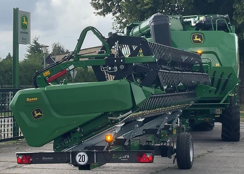John Deere T5 400 + 6,70m Vario-Schneidwerk - Kombinovani kombajn: slika 4 John Deere T5 400 + 6,70m Vario-Schneidwerk - Kombinovani kombajn: slika 4