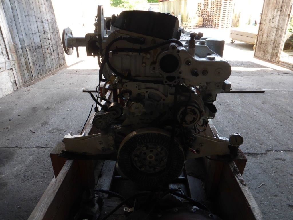IVECO Cursor 13 Marine C13 ENT M50.30 als Ersatzteilespender - Motor za Kamion: slika 2 IVECO Cursor 13 Marine C13 ENT M50.30 als Ersatzteilespender - Motor za Kamion: slika 2