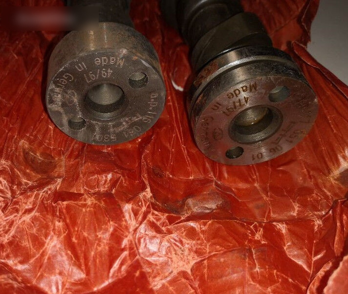 Mercedes-Benz - Bregasta osovina za Kamion: slika 1 Mercedes-Benz - Bregasta osovina za Kamion: slika 1