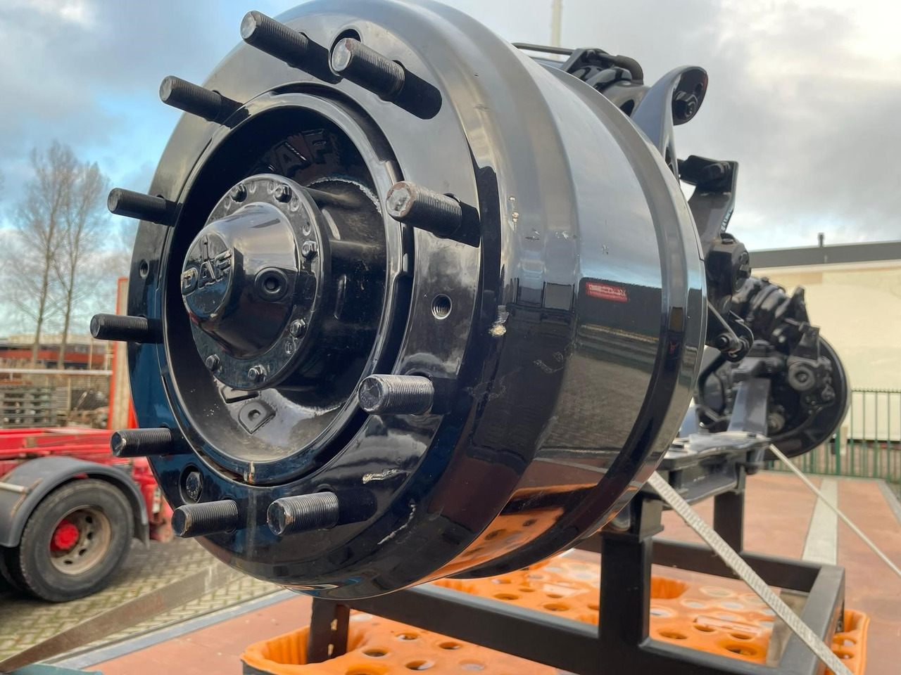 DAF vooras + achteras aandrijfas voor DAF 85/95 vrachtwagen - Osovina i delovi za Kamion: slika 1 DAF vooras + achteras aandrijfas voor DAF 85/95 vrachtwagen - Osovina i delovi za Kamion: slika 1