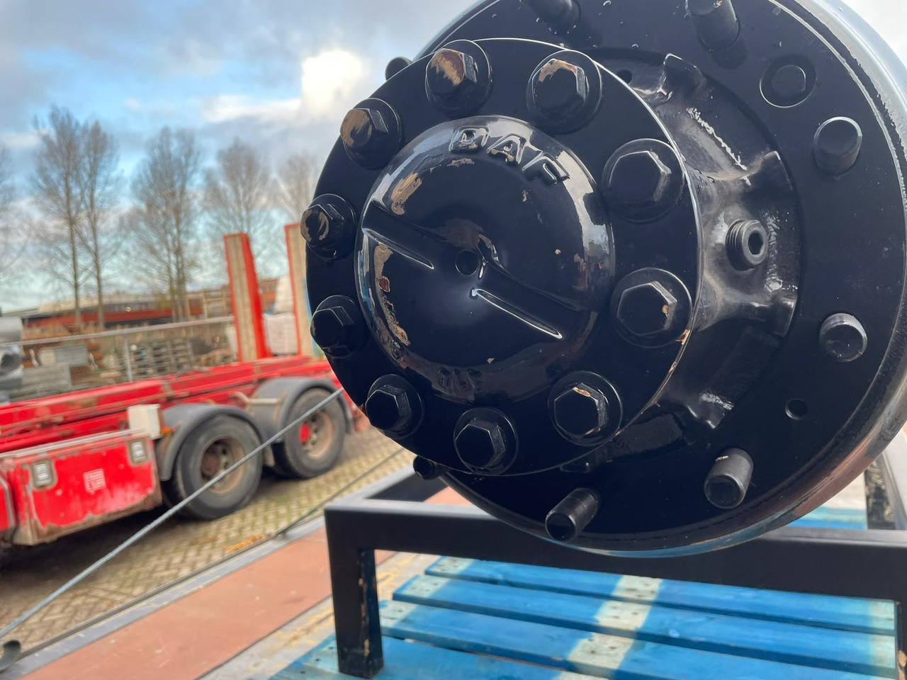 DAF vooras + achteras aandrijfas voor DAF 85/95 vrachtwagen - Osovina i delovi za Kamion: slika 4 DAF vooras + achteras aandrijfas voor DAF 85/95 vrachtwagen - Osovina i delovi za Kamion: slika 4