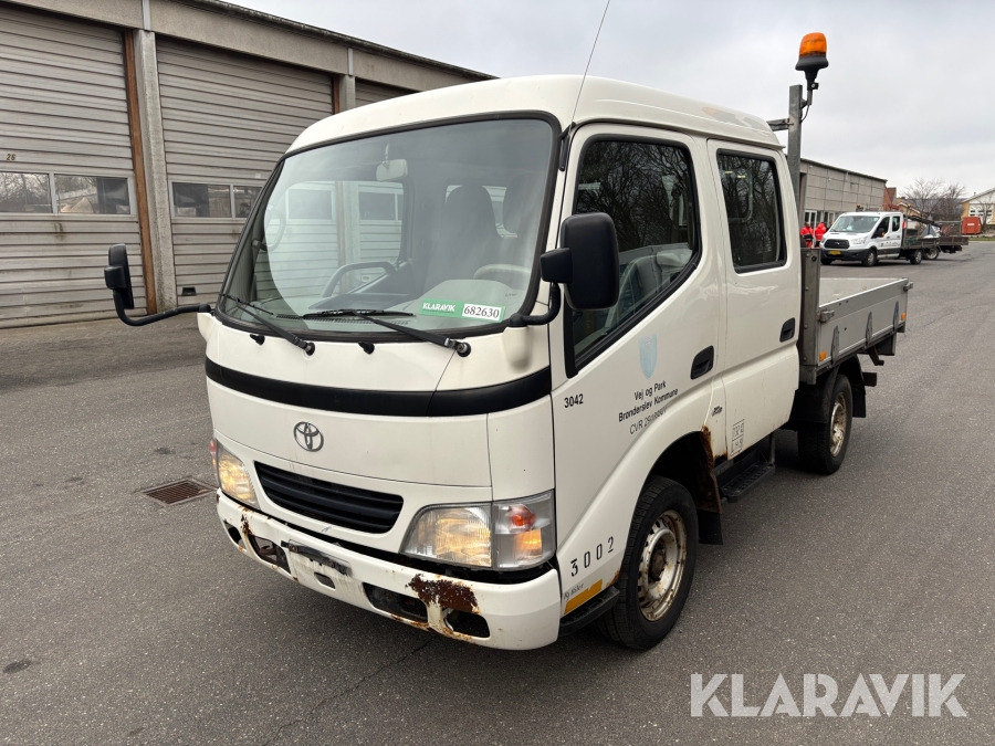 Mandskabsbil Toyota Syns 100 - Dostavno vozilo: slika 1 Mandskabsbil Toyota Syns 100 - Dostavno vozilo: slika 1