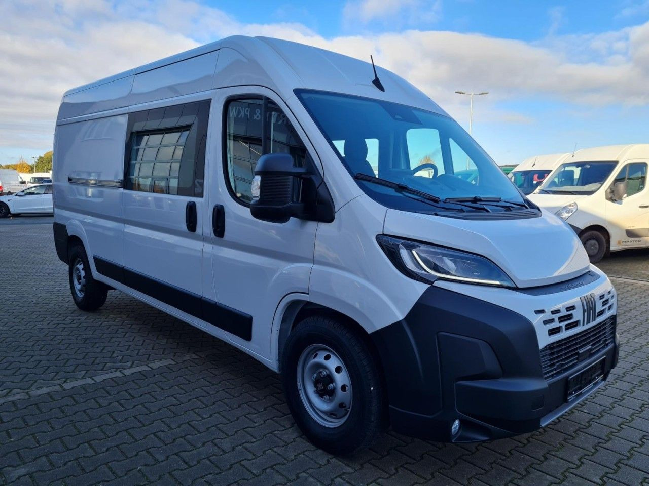 Fiat Ducato 35 Kasten Doka 6-Sitze L3H2 AG KLIMA Navi - Furgon, Dostavno vozilo sa duplom kabinom: slika 3 Fiat Ducato 35 Kasten Doka 6-Sitze L3H2 AG KLIMA Navi - Furgon, Dostavno vozilo sa duplom kabinom: slika 3