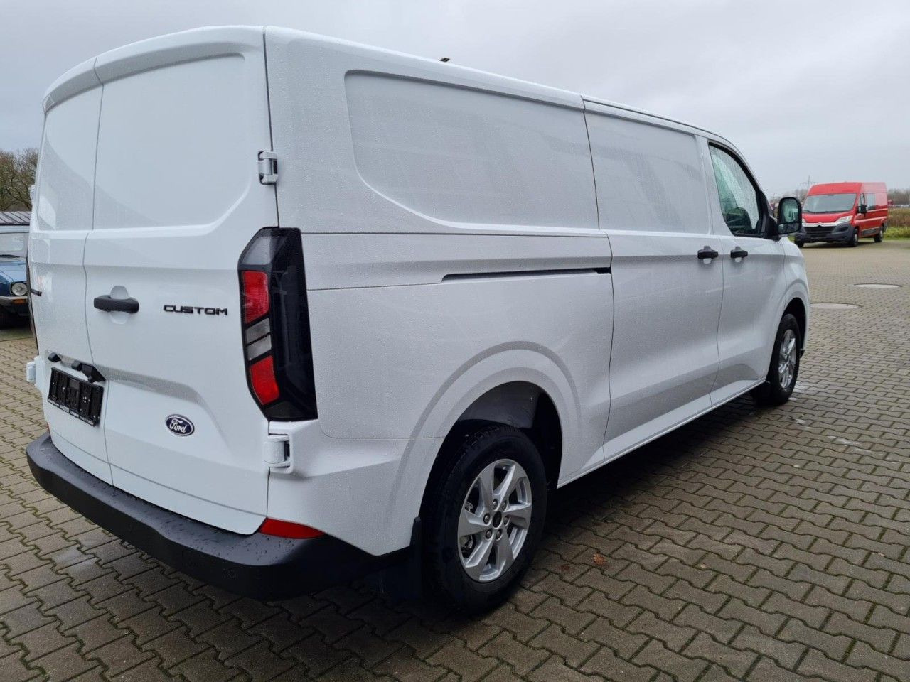 Ford Custom Kasten 320 L2 Trend ALU KLIMA LED TEMPOMA - Mali kombi: slika 4 Ford Custom Kasten 320 L2 Trend ALU KLIMA LED TEMPOMA - Mali kombi: slika 4