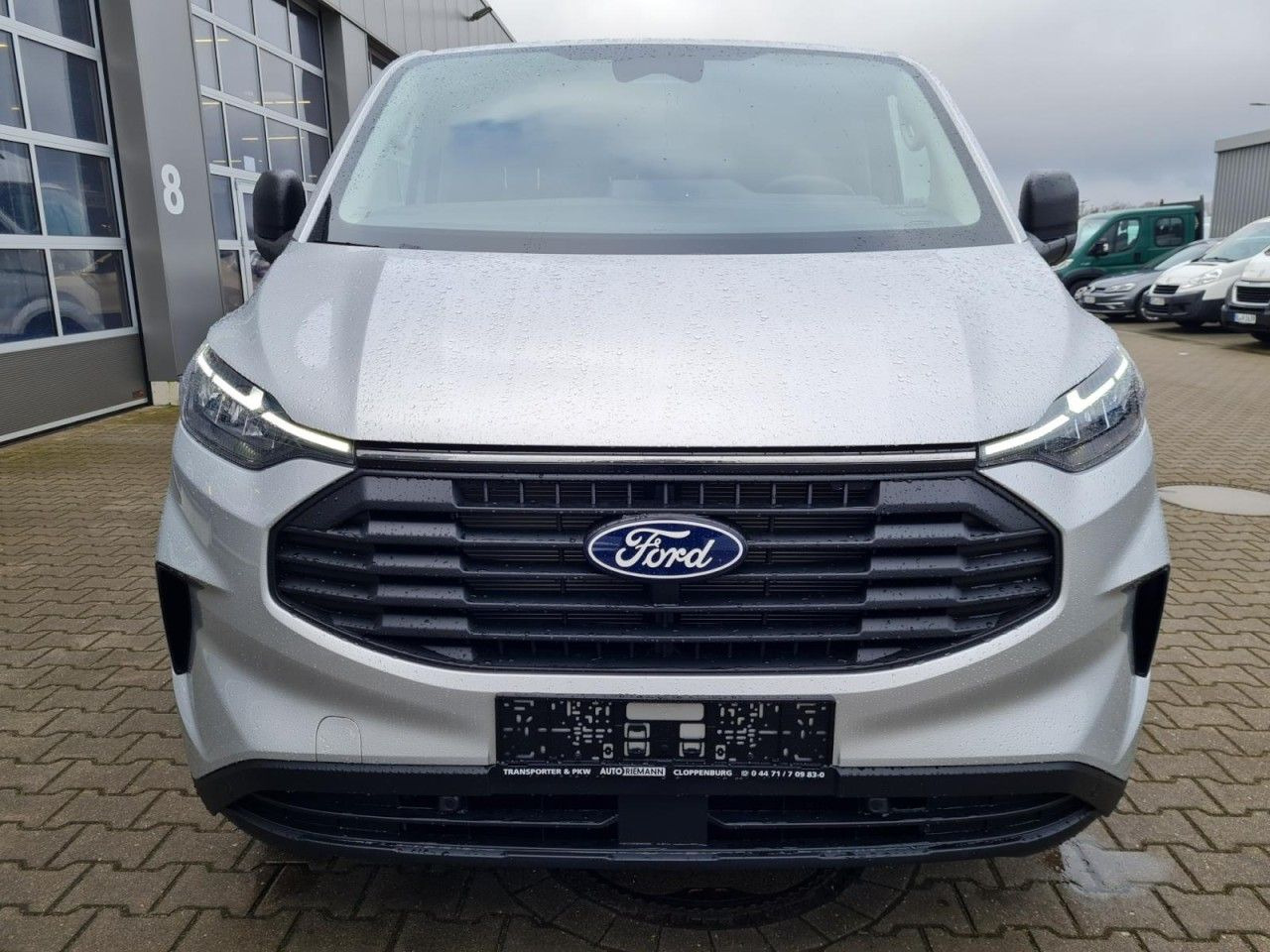 Ford Custom Kasten 320 L2 Trend KAMERA KLIMA LED TEMP - Mali kombi: slika 2 Ford Custom Kasten 320 L2 Trend KAMERA KLIMA LED TEMP - Mali kombi: slika 2