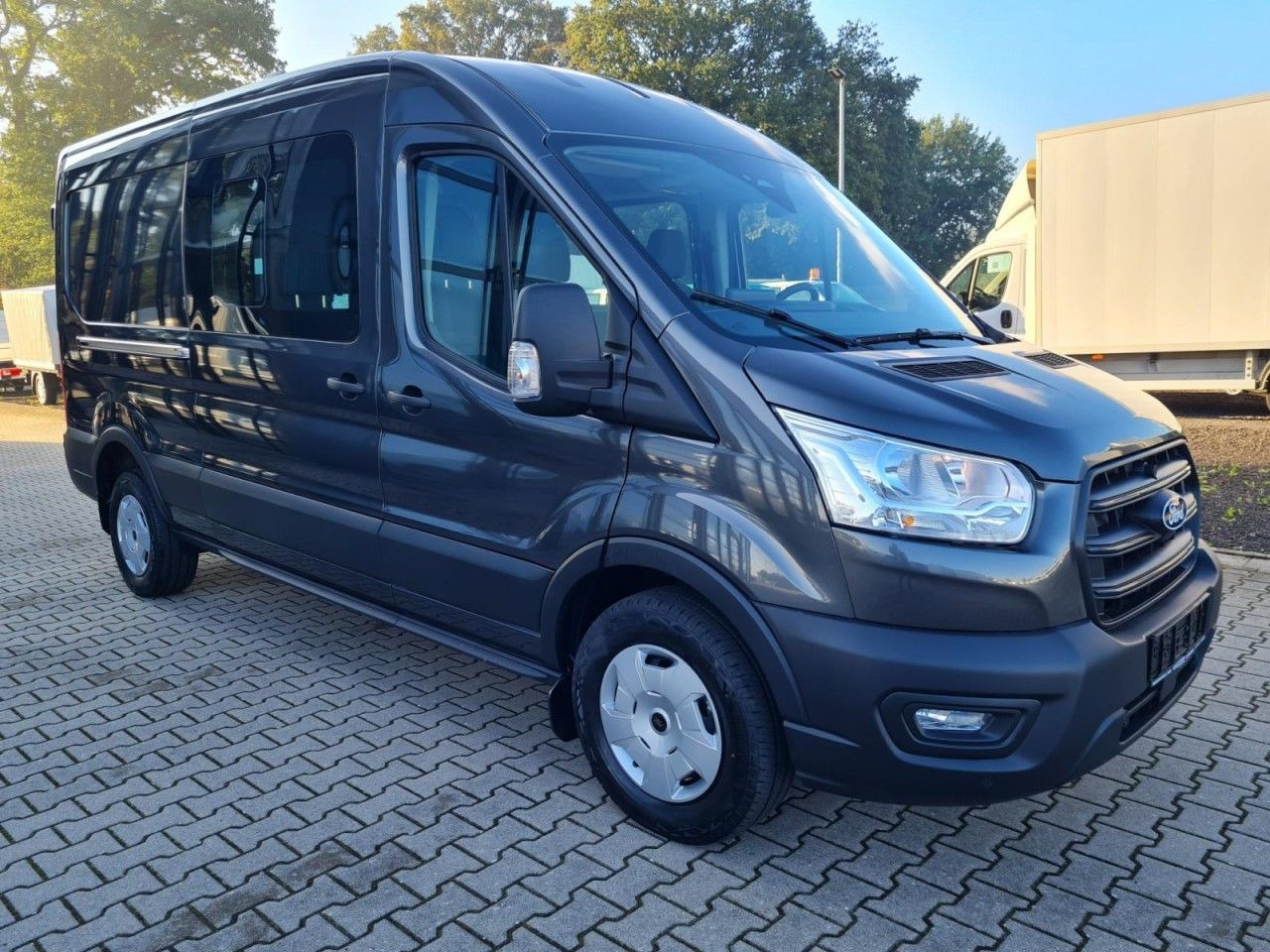 Ford Transit 3,5t Kasten Doka TDCi L3 Trend AHK Kamer - Furgon, Dostavno vozilo sa duplom kabinom: slika 3 Ford Transit 3,5t Kasten Doka TDCi L3 Trend AHK Kamer - Furgon, Dostavno vozilo sa duplom kabinom: slika 3