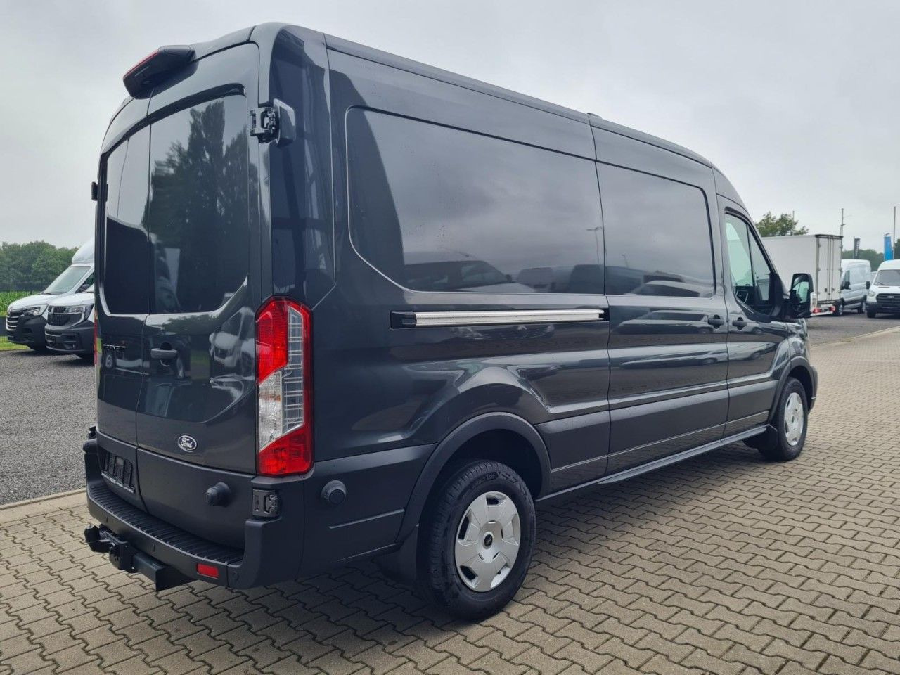 Ford Transit 350 Kasten TDCi L3H2 Trend KAMERA AHK - Furgon: slika 4 Ford Transit 350 Kasten TDCi L3H2 Trend KAMERA AHK - Furgon: slika 4