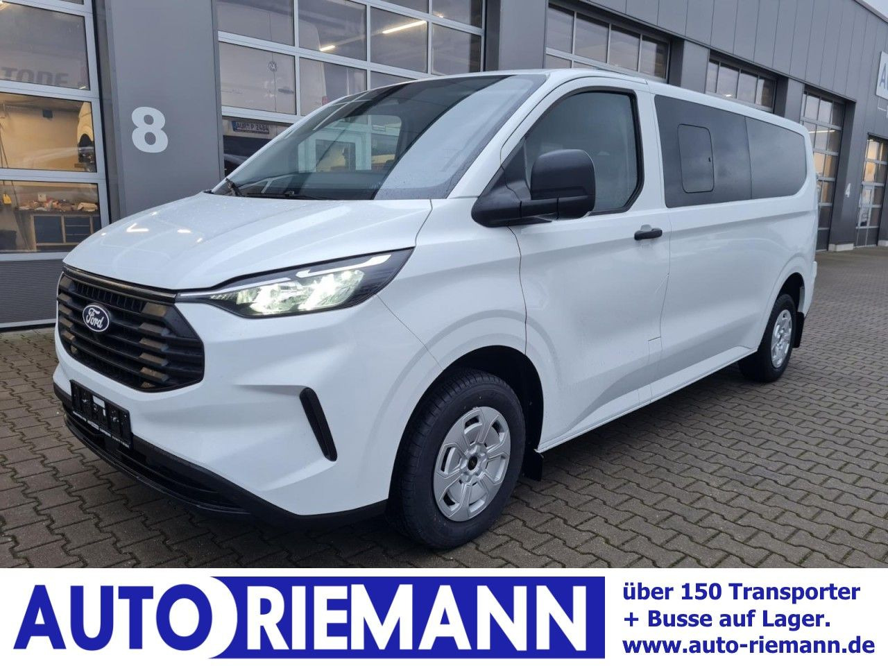 Ford Transit Custom Kombi 320 L2 Trend 9 Sitze KAMERA - Automobil: slika 1 Ford Transit Custom Kombi 320 L2 Trend 9 Sitze KAMERA - Automobil: slika 1