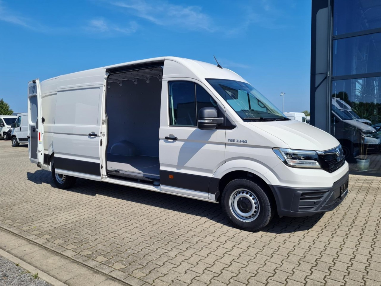 Man TGE 3.140 Kasten lang L4H3 KAMERA LED HOLZLADEBODEN - Furgon: slika 3 Man TGE 3.140 Kasten lang L4H3 KAMERA LED HOLZLADEBODEN - Furgon: slika 3