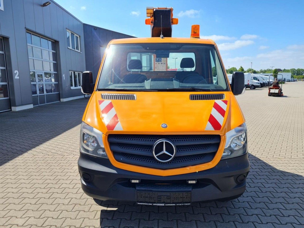 Mercedes-Benz Sprinter 316 CDI Hubarbeitsbühne 12m Korb isolie - Vazdušna platforma montirana na kamion: slika 3 Mercedes-Benz Sprinter 316 CDI Hubarbeitsbühne 12m Korb isolie - Vazdušna platforma montirana na kamion: slika 3