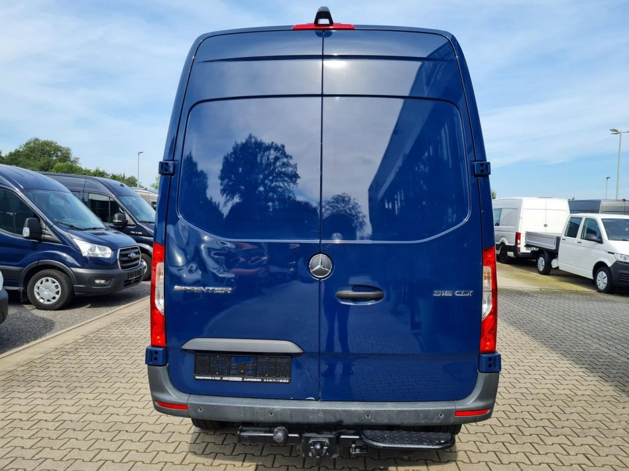 Mercedes-Benz Sprinter 316 Kasten CDI MR AHK Tachograf MBUX - Furgon: slika 5 Mercedes-Benz Sprinter 316 Kasten CDI MR AHK Tachograf MBUX - Furgon: slika 5