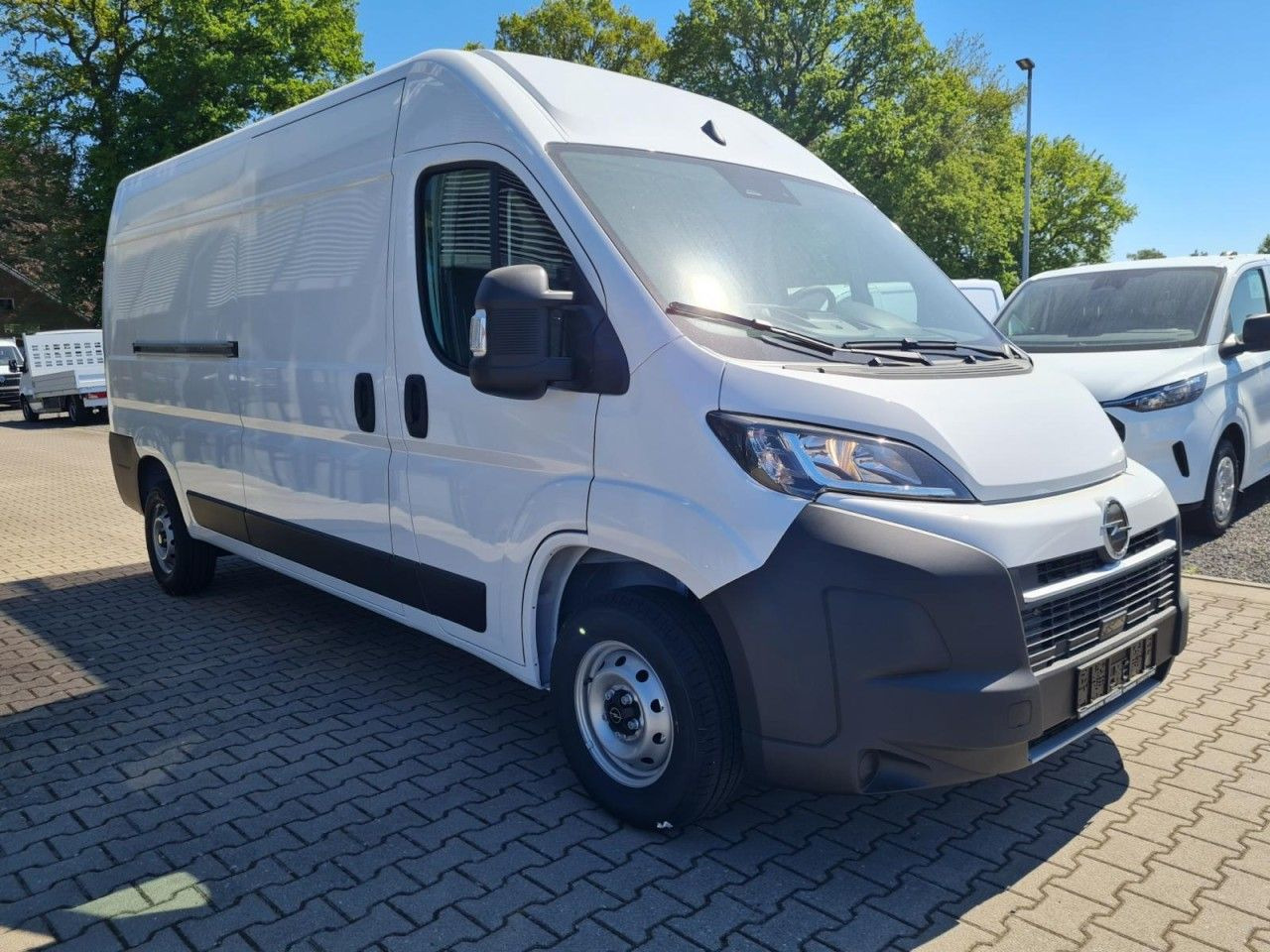 Opel Movano 35 Cargo Kasten L3H2 KLIMA KOMFORT PDC TE - Furgon: slika 3 Opel Movano 35 Cargo Kasten L3H2 KLIMA KOMFORT PDC TE - Furgon: slika 3