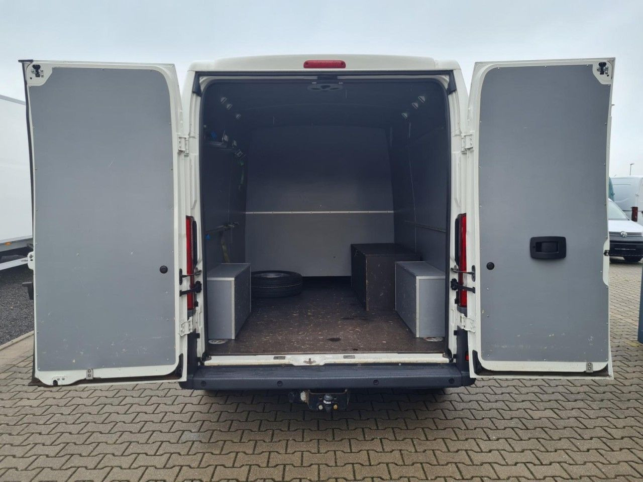 Peugeot Boxer Kasten L3H2 Doka 6-Sitze AHK PDC KLIMA - Mali kombi, Dostavno vozilo sa duplom kabinom: slika 5 Peugeot Boxer Kasten L3H2 Doka 6-Sitze AHK PDC KLIMA - Mali kombi, Dostavno vozilo sa duplom kabinom: slika 5