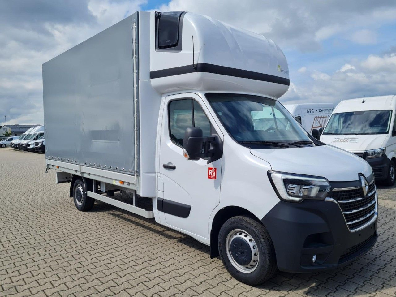 Renault Master 3,5 Pritsche Schiebe Plane Schlafkab. - Dostavno vozilo sa ceradom: slika 3 Renault Master 3,5 Pritsche Schiebe Plane Schlafkab. - Dostavno vozilo sa ceradom: slika 3