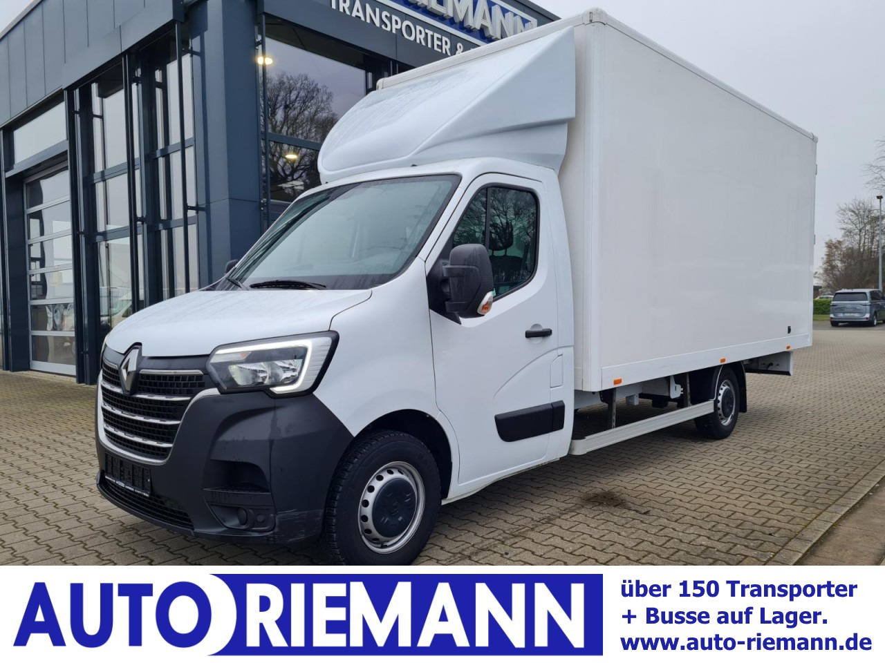 Renault Master 3.5t Möbel Koffer mit 10 Pal. Plätze TEMPOMAT - Dostavno vozilo sa zatvorenim sandukom: slika 1 Renault Master 3.5t Möbel Koffer mit 10 Pal. Plätze TEMPOMAT - Dostavno vozilo sa zatvorenim sandukom: slika 1