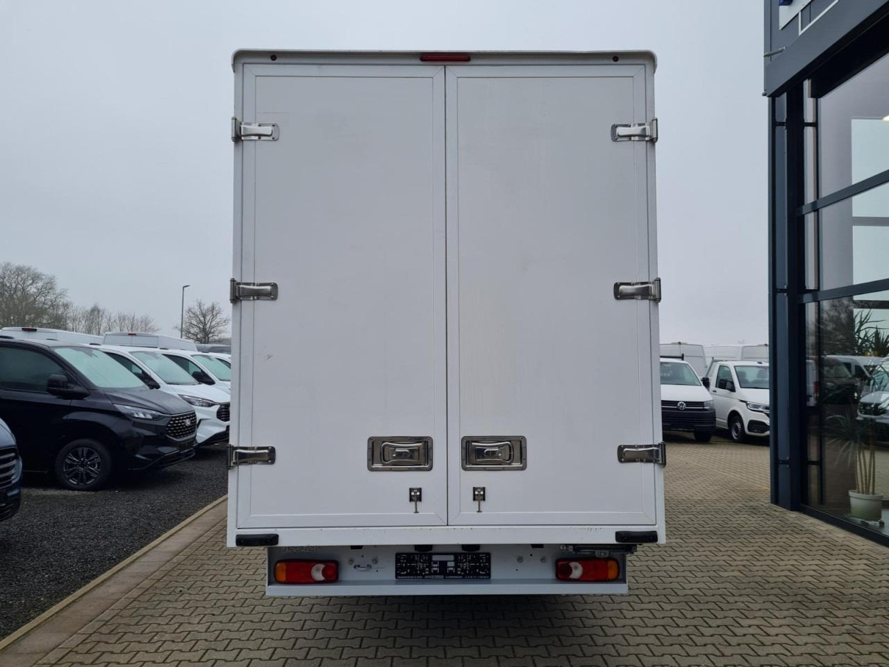 Renault Master 3.5t Möbel Koffer mit 10 Pal. Plätze TEMPOMAT - Dostavno vozilo sa zatvorenim sandukom: slika 5 Renault Master 3.5t Möbel Koffer mit 10 Pal. Plätze TEMPOMAT - Dostavno vozilo sa zatvorenim sandukom: slika 5