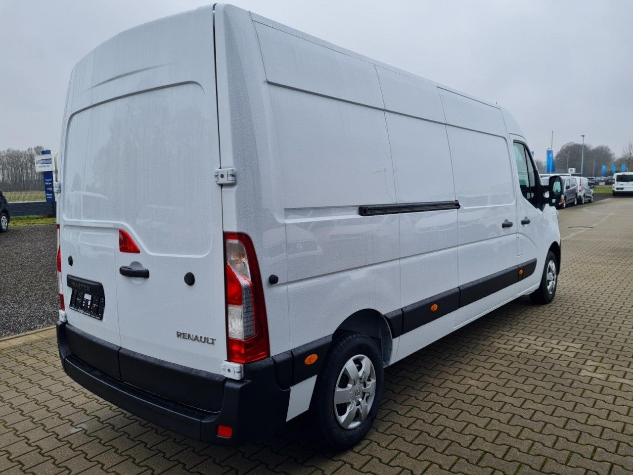 Renault Master 35 Kasten L3H2 PDC KLIMA KOMFORT Navi App - Furgon: slika 4 Renault Master 35 Kasten L3H2 PDC KLIMA KOMFORT Navi App - Furgon: slika 4