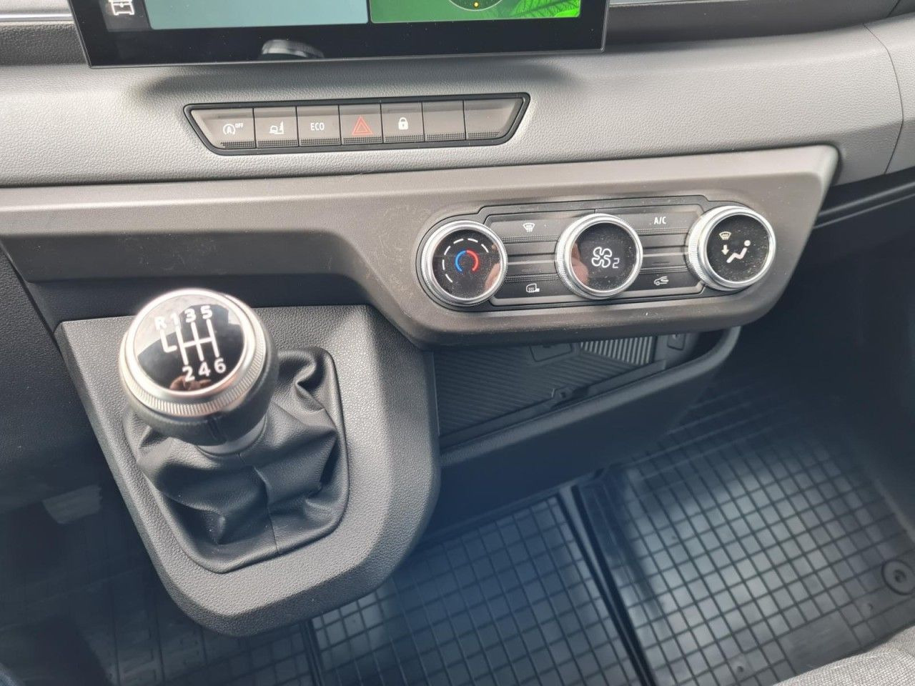 Dostavno vozilo sa zatvorenim sandukom Renault Master 35 New Möbel Koffer LBW KAMERA LUFTFEDERU: slika 13