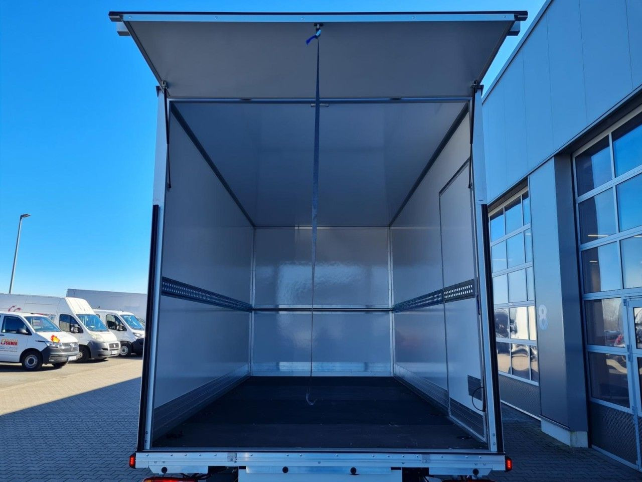 Renault Master 35 New Möbel Koffer LBW KLIMA TEMPOMAT - Dostavno vozilo sa zatvorenim sandukom: slika 5 Renault Master 35 New Möbel Koffer LBW KLIMA TEMPOMAT - Dostavno vozilo sa zatvorenim sandukom: slika 5