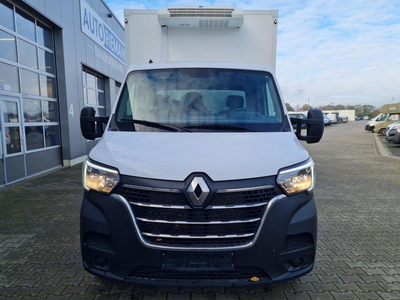 Renault Master Kühlkoffer STAND+FAHRKÜHL THERMOKING DRUC - Dostavno vozilo hladnjača: slika 2 Renault Master Kühlkoffer STAND+FAHRKÜHL THERMOKING DRUC - Dostavno vozilo hladnjača: slika 2
