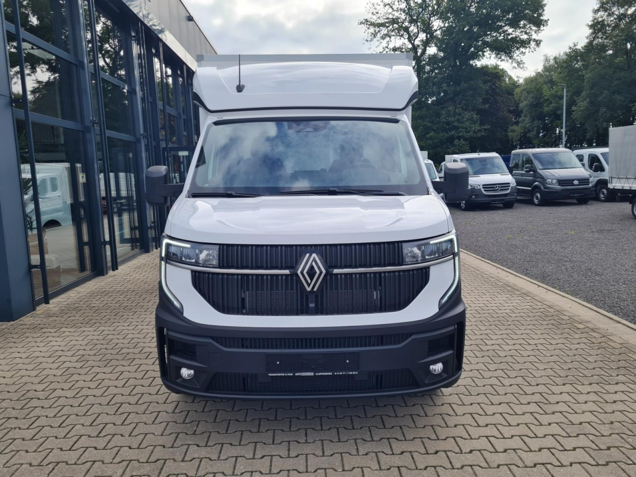 Renault Master New 35 Tiefrahmen Koffer dCi 170 KAMERA - Dostavno vozilo sa zatvorenim sandukom: slika 2 Renault Master New 35 Tiefrahmen Koffer dCi 170 KAMERA - Dostavno vozilo sa zatvorenim sandukom: slika 2