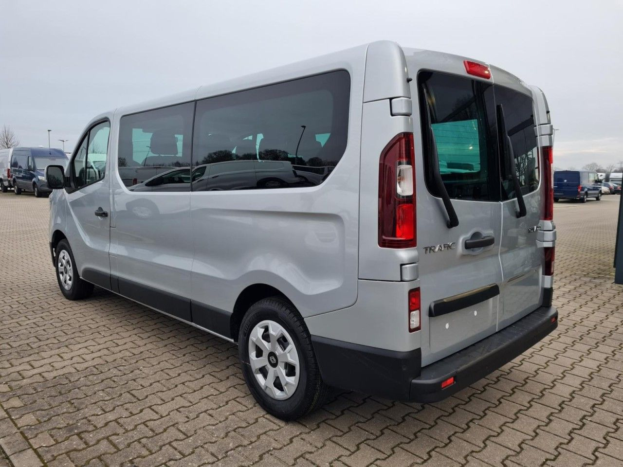 Automobil Renault Trafic Kombi 9-Sitze L2 Grand Equilibre KLIMA TE: slika 7