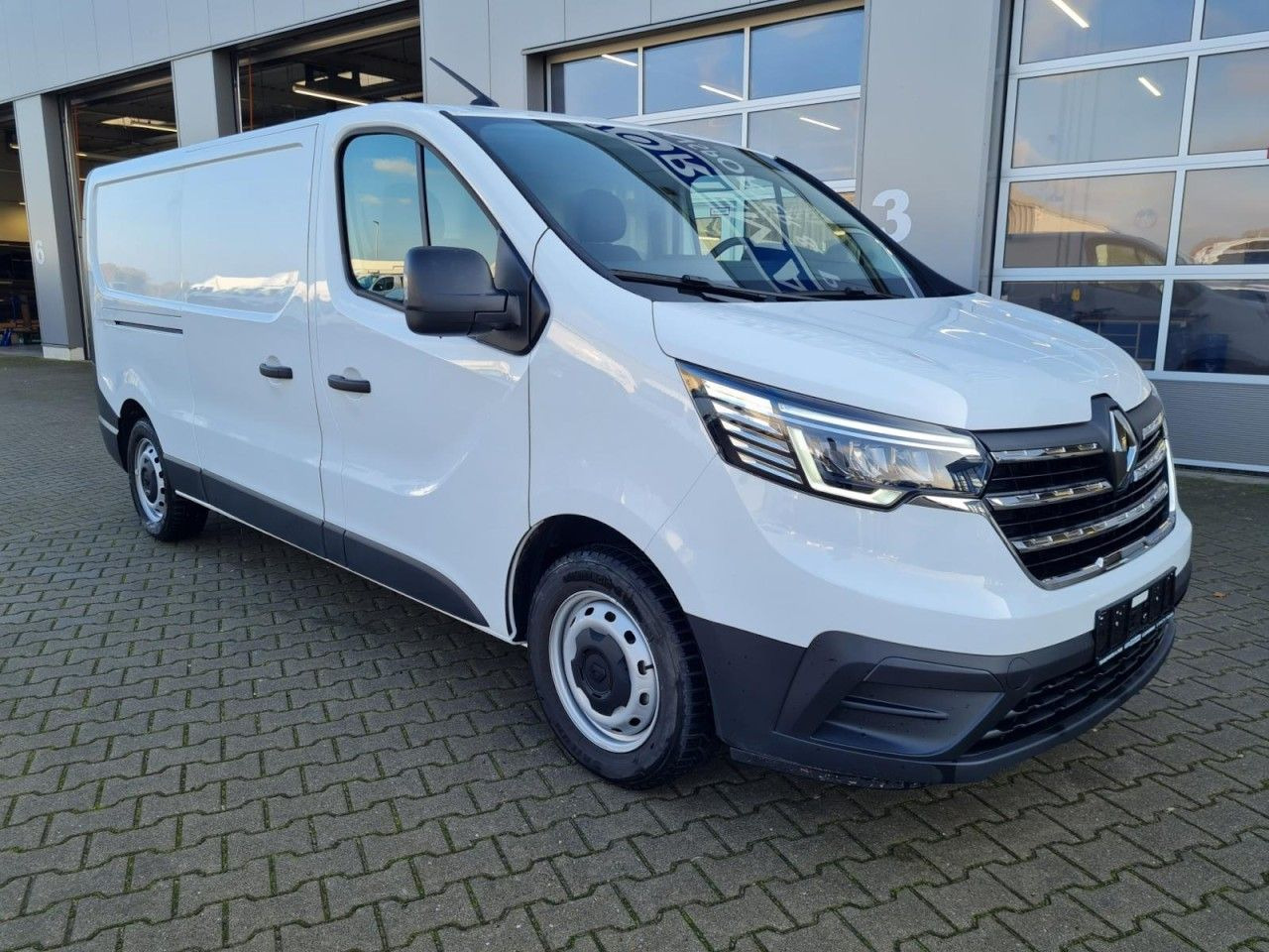Renault Trafic Kühlkasten L2 Frischdienst 3.07 to TEMPOM - Dostavno vozilo hladnjača: slika 4 Renault Trafic Kühlkasten L2 Frischdienst 3.07 to TEMPOM - Dostavno vozilo hladnjača: slika 4