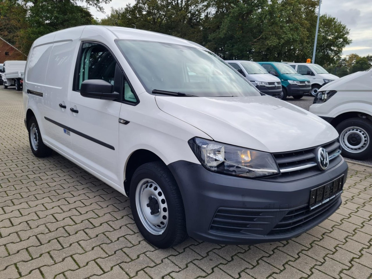 Volkswagen Caddy Kühlkasten Maxi TDI AG Stand-/Fahrkühlung - Dostavno vozilo hladnjača: slika 3 Volkswagen Caddy Kühlkasten Maxi TDI AG Stand-/Fahrkühlung - Dostavno vozilo hladnjača: slika 3