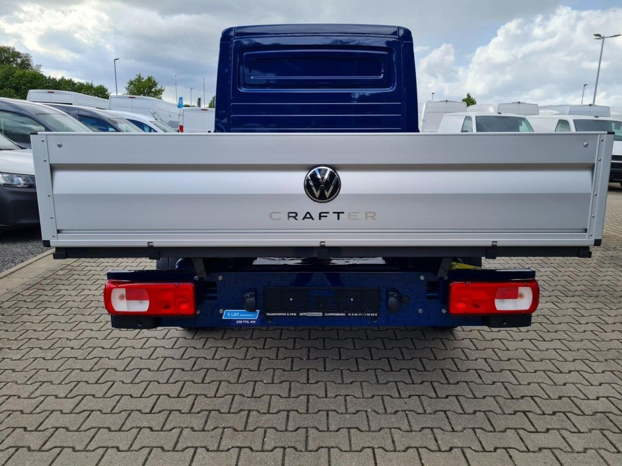 Volkswagen Crafter 35 Doka TDI MR KLIMA TEMPOMAT Navi App - Dostavno vozilo sa otvorenom sandukom, Dostavno vozilo sa duplom kabinom: slika 5 Volkswagen Crafter 35 Doka TDI MR KLIMA TEMPOMAT Navi App - Dostavno vozilo sa otvorenom sandukom, Dostavno vozilo sa duplom kabinom: slika 5