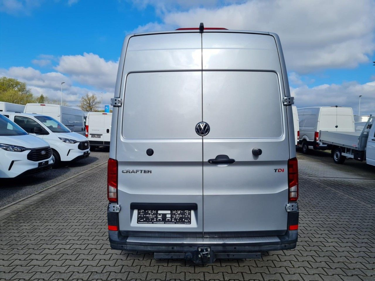 Volkswagen Crafter 35 Kasten TDI MR hoch NAVI KLIMA TEMPOMA - Furgon: slika 5 Volkswagen Crafter 35 Kasten TDI MR hoch NAVI KLIMA TEMPOMA - Furgon: slika 5