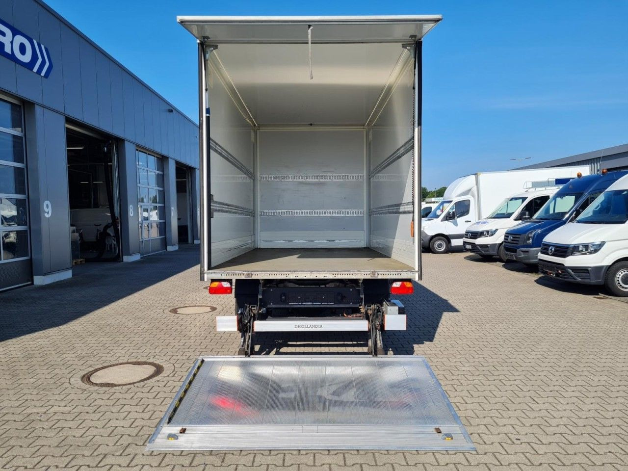 Volkswagen Crafter 50 Koffer hoch 2.0 TDI LBW KLIMA KAMERA - Dostavno vozilo sa zatvorenim sandukom: slika 5 Volkswagen Crafter 50 Koffer hoch 2.0 TDI LBW KLIMA KAMERA - Dostavno vozilo sa zatvorenim sandukom: slika 5