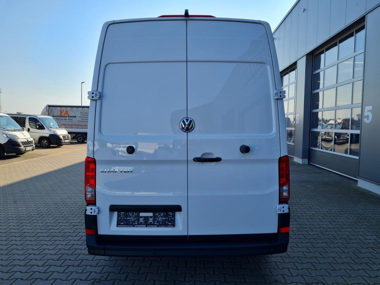 Volkswagen Crafter Kasten TDi MR Automatik KAMERA TEMPOMAT - Mali kombi: slika 5 Volkswagen Crafter Kasten TDi MR Automatik KAMERA TEMPOMAT - Mali kombi: slika 5