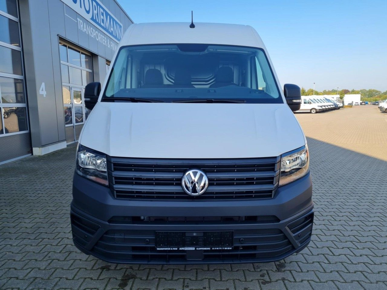 Volkswagen Crafter Kasten TDi MR Automatik KAMERA TEMPOMAT - Mali kombi: slika 2 Volkswagen Crafter Kasten TDi MR Automatik KAMERA TEMPOMAT - Mali kombi: slika 2