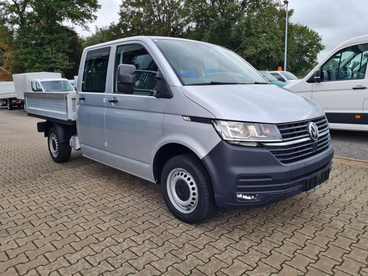Volkswagen T6.1 Doka Pritsche Plane 6-Sitze Klima Komfort - Dostavno vozilo sa otvorenom sandukom, Dostavno vozilo sa duplom kabinom: slika 3 Volkswagen T6.1 Doka Pritsche Plane 6-Sitze Klima Komfort - Dostavno vozilo sa otvorenom sandukom, Dostavno vozilo sa duplom kabinom: slika 3
