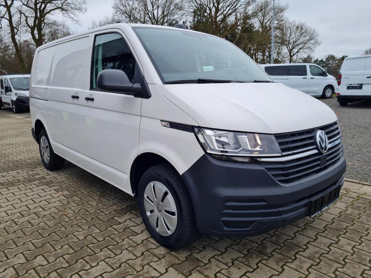 Volkswagen T6.1 Kasten KR Heckklappe KAMERA KLIMA Navi App - Mali kombi: slika 3 Volkswagen T6.1 Kasten KR Heckklappe KAMERA KLIMA Navi App - Mali kombi: slika 3