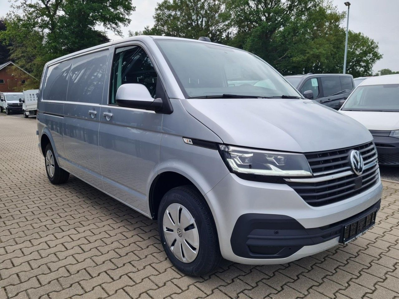 Volkswagen T6.1 Kasten TDI lang DSG LED KAMERA TEMPOMAT - Mali kombi: slika 3 Volkswagen T6.1 Kasten TDI lang DSG LED KAMERA TEMPOMAT - Mali kombi: slika 3