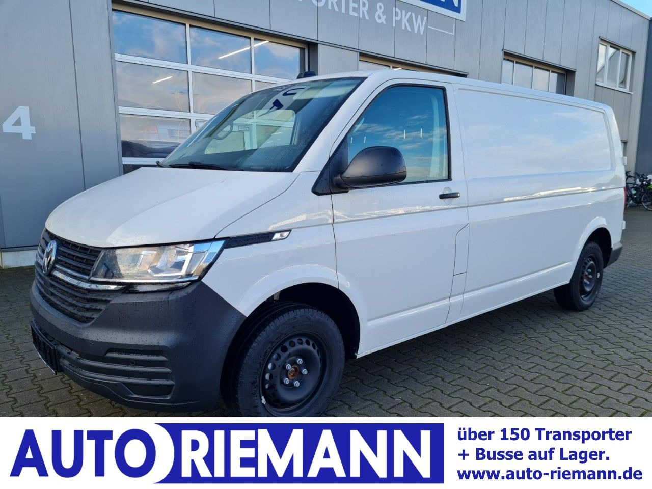 Volkswagen T6.1 Kasten lang DSG KLIMA KOMFORT ACC TEMPO PDC - Mali kombi: slika 1 Volkswagen T6.1 Kasten lang DSG KLIMA KOMFORT ACC TEMPO PDC - Mali kombi: slika 1