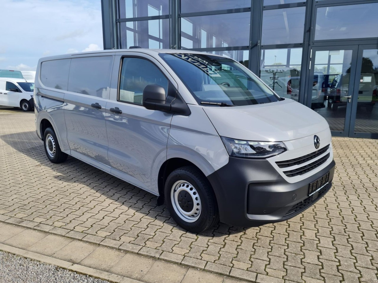 Volkswagen T7 Kasten TDi AG L2 AHK KLIMA KAMERA LED TEMPOMAT - Mali kombi: slika 3 Volkswagen T7 Kasten TDi AG L2 AHK KLIMA KAMERA LED TEMPOMAT - Mali kombi: slika 3
