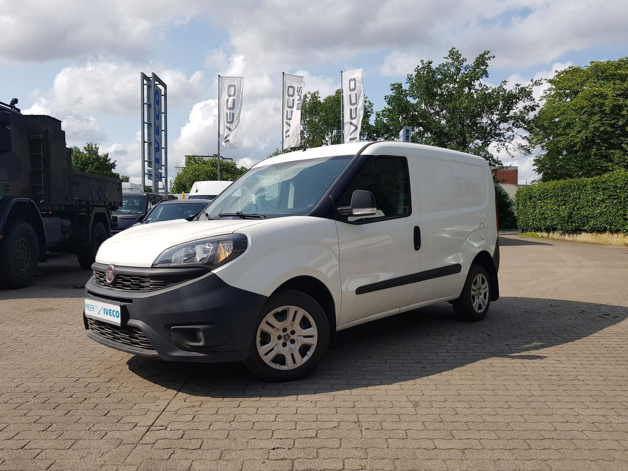 Fiat Doblo Kastenwagen SX 1.3 Klima, Radio mit Nav... - Putnički kombi: slika 1 Fiat Doblo Kastenwagen SX 1.3 Klima, Radio mit Nav... - Putnički kombi: slika 1