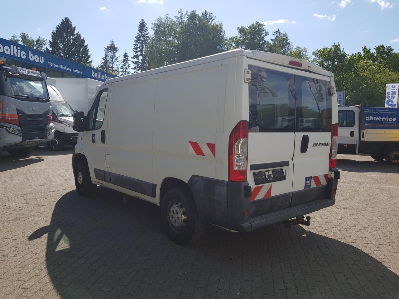 Fiat Ducato Kastenwagen 120 MULTIJET Radio+AHK 88... - Mali kombi: slika 3 Fiat Ducato Kastenwagen 120 MULTIJET Radio+AHK 88... - Mali kombi: slika 3