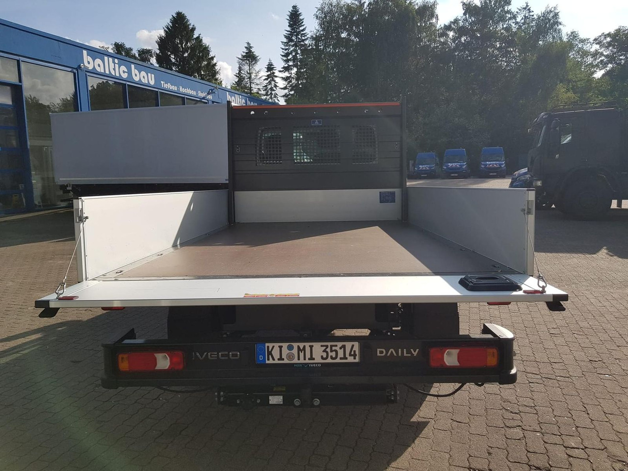 Iveco Daily 35S14HA8 Pritsche AHK 100 kW (136 PS),... - Dostavno vozilo sa otvorenom sandukom: slika 5 Iveco Daily 35S14HA8 Pritsche AHK 100 kW (136 PS),... - Dostavno vozilo sa otvorenom sandukom: slika 5