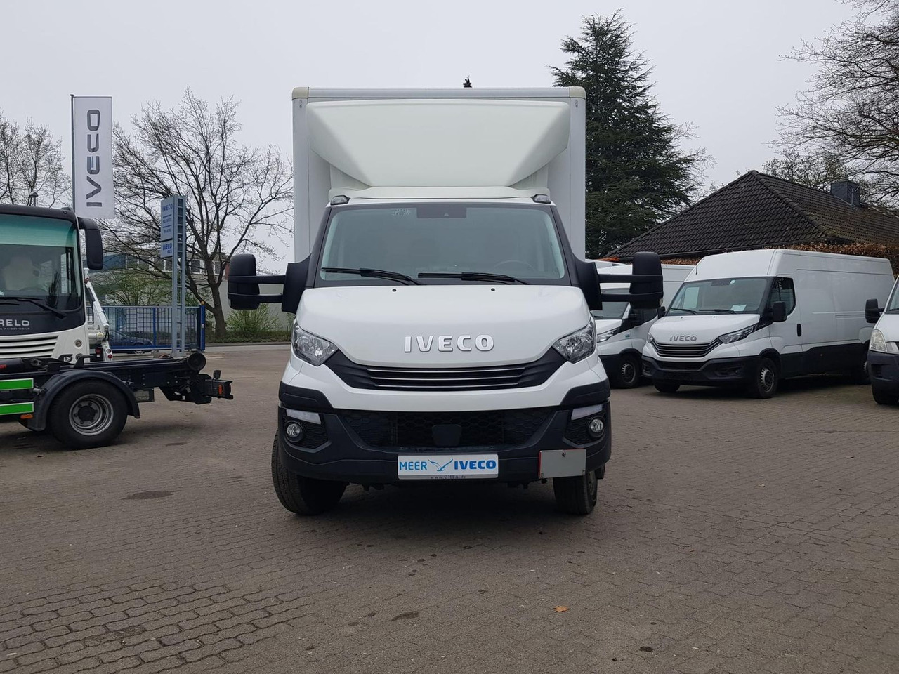 Iveco Daily 70C18HA8/P Koffer, Luftfederung, Kamera - Dostavno vozilo sa zatvorenim sandukom: slika 2 Iveco Daily 70C18HA8/P Koffer, Luftfederung, Kamera - Dostavno vozilo sa zatvorenim sandukom: slika 2