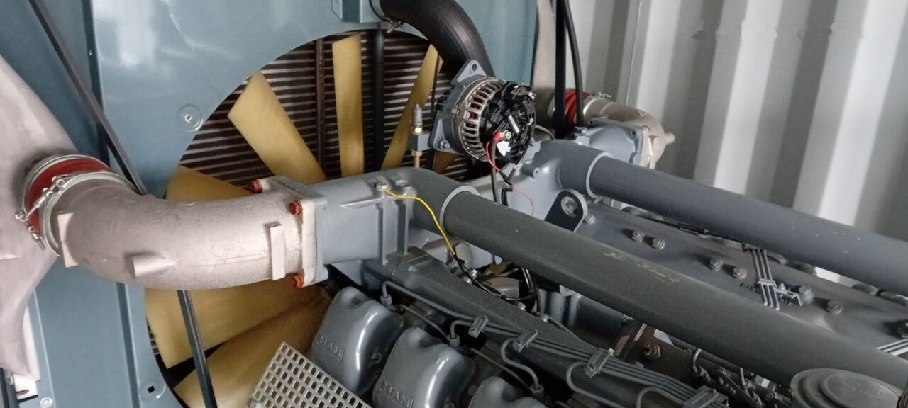 Set generatora novi Stamford Generator Cummins STAMFORD 1600 KVA 2015 rok . Agregaty Prądotwó: slika 34