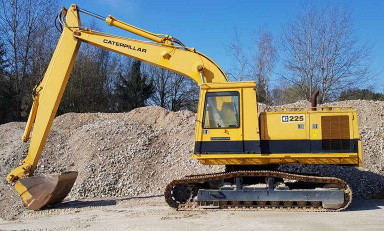 Caterpillar 225 – excavator with long stick / Kettenbagger mit langem Stiel - Bager guseničar: slika 1 Caterpillar 225 – excavator with long stick / Kettenbagger mit langem Stiel - Bager guseničar: slika 1